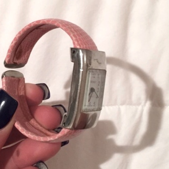 TRENDZ Pink Adjustable Strech Watch - Picture 5 of 6